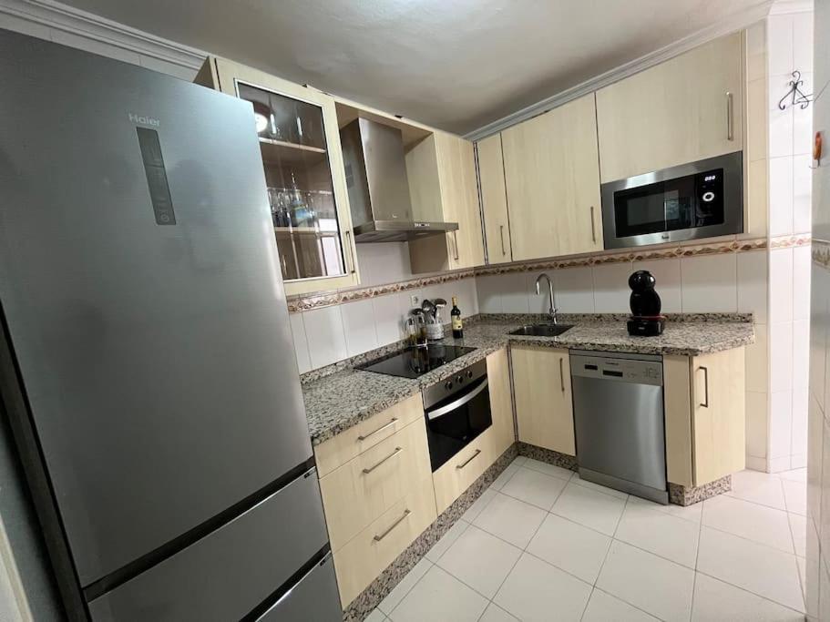 Triana Family Suites Севілья Екстер'єр фото